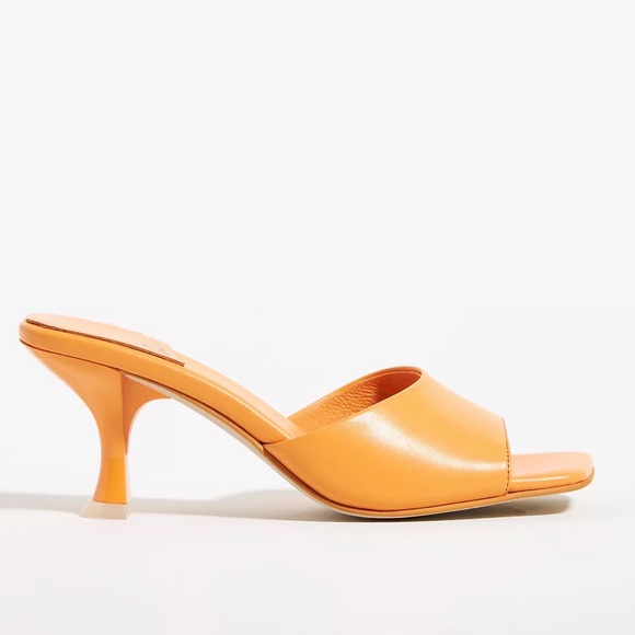 Jeffrey Campbell Sandals - Picture 1 of 6